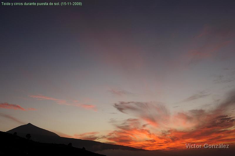 PuestaSol15112008.jpg - Teide y cirros durante puesta de sol. (15-11-2008)