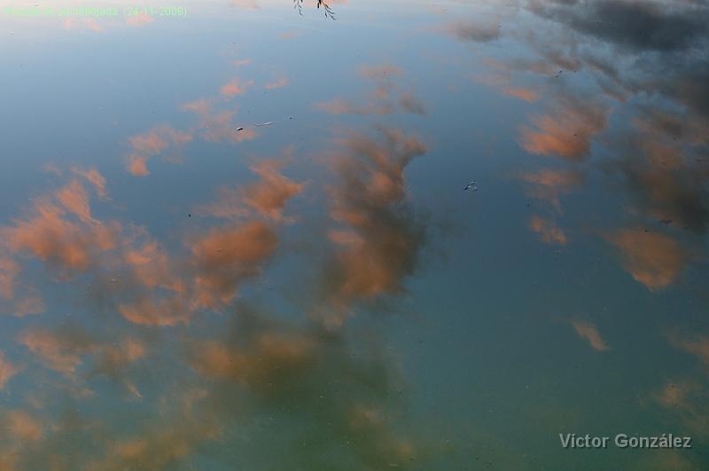 ReflejosPuestaSol24112008.jpg - Puesta de sol reflejada. (24-11-2008)