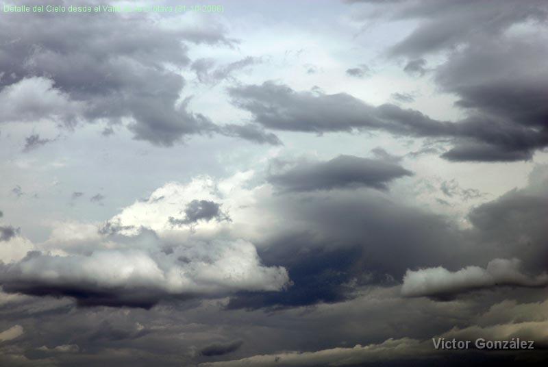 DetallaCielo31102006.jpg - Detalle del Cielo desde el Valle de la Orotava (31-10-2006)