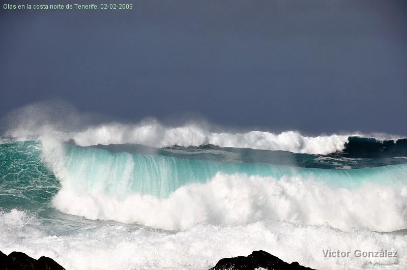 TemporalMar02022009.jpg - Olas en la costa norte de Tenerife. 02-02-2009