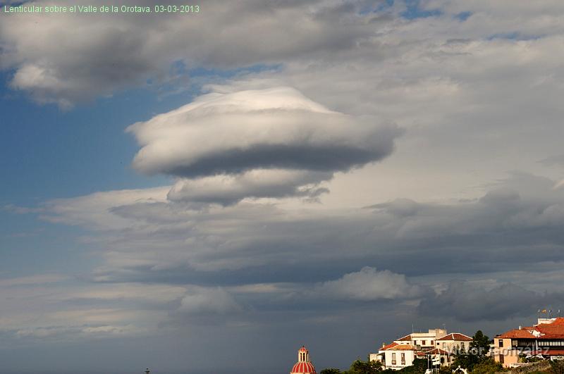 LenticularOrotava03032013.jpg - Lenticular sobre el Valle de la Orotava. 03-03-2013