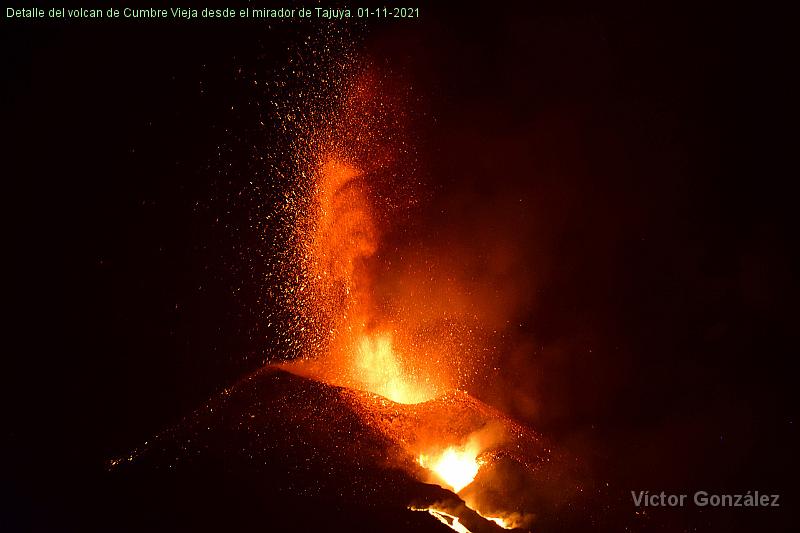 VolcanNocheTajuya-01112021.jpg - Detalle del volcan de Cumbre Vieja desde el mirador de Tajuya. 01-11-2021